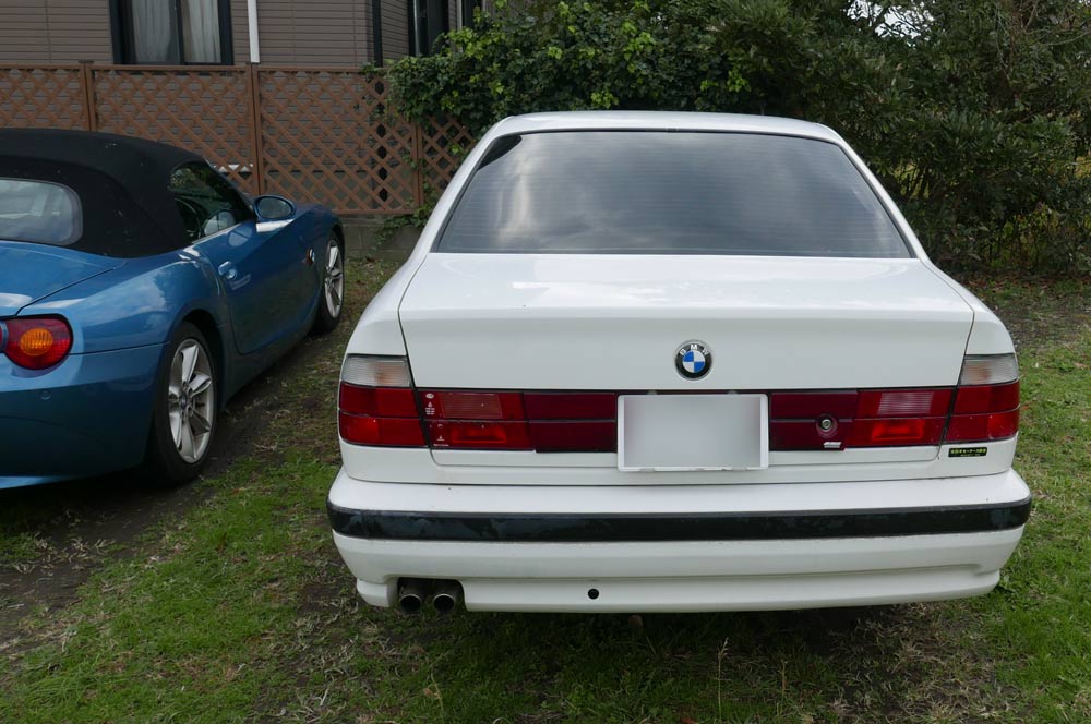 BMW E34型 5シリーズ リアから撮影